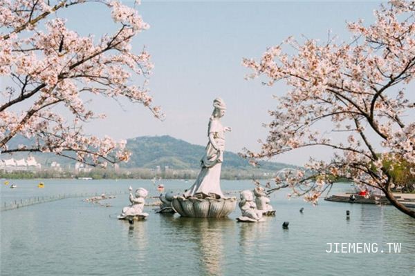 梦见自己变成神仙